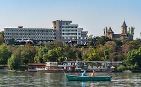 Faleza Hotel by Vega